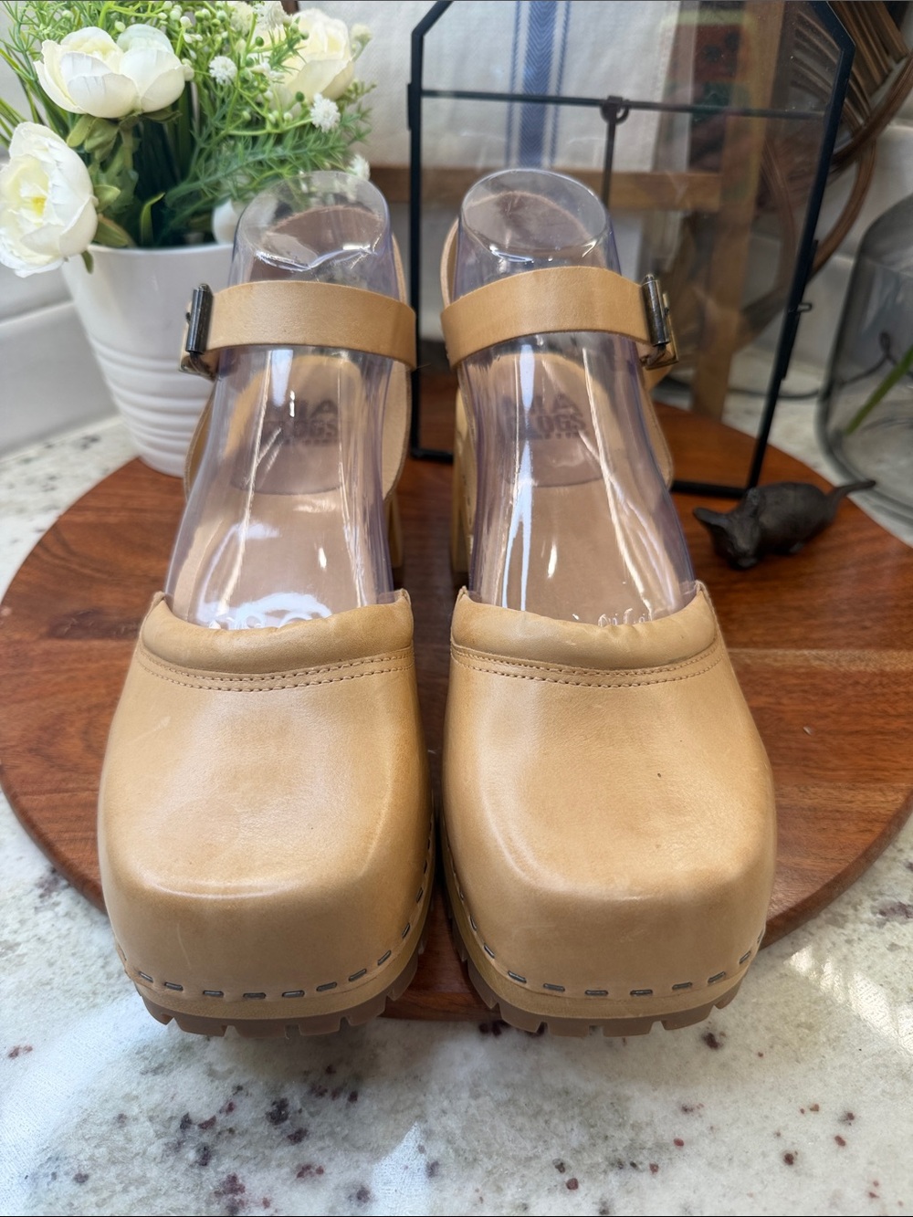 MIA Kaolin Tan Leather Mary Jane Clog - Classic Comfort- NWOT